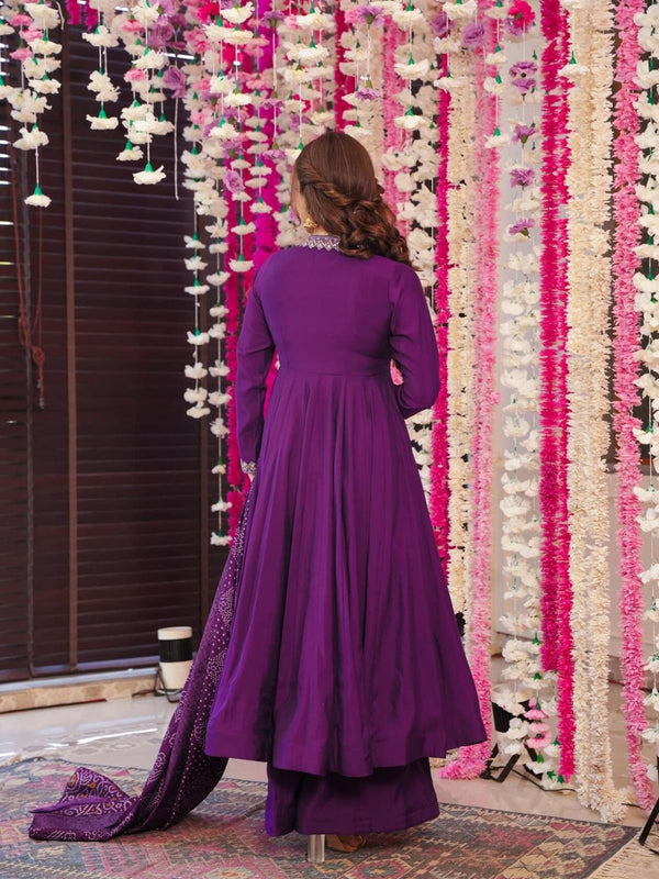 Women's Embroidered Chanderi Silk Kurta With Palazzo & Cotton Dupatta Set