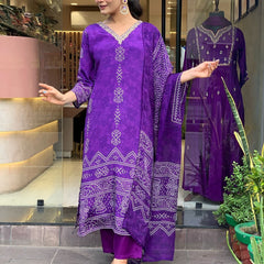 Women’s French Crepe Printed Kurta Set with Gadhwal Bottom & Chinon Dupatta