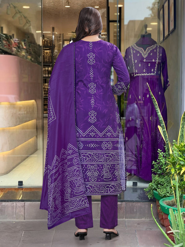 Women’s French Crepe Printed Kurta Set with Gadhwal Bottom & Chinon Dupatta