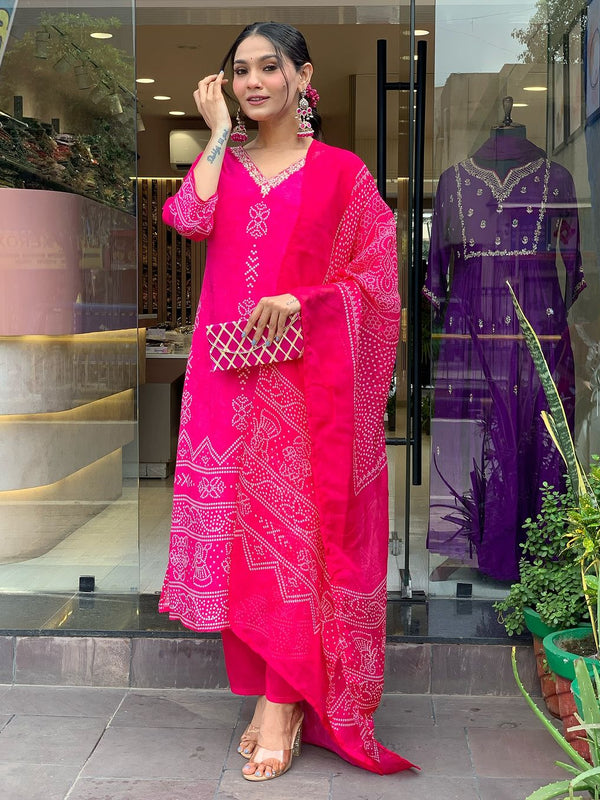 Women’s French Crepe Printed Kurta Set with Gadhwal Bottom & Chinon Dupatta