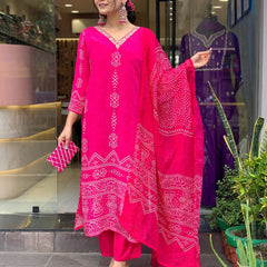 Women’s French Crepe Printed Kurta Set with Gadhwal Bottom & Chinon Dupatta