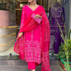 Women’s French Crepe Printed Kurta Set with Gadhwal Bottom & Chinon Dupatta
