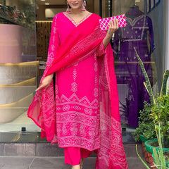 Women’s French Crepe Printed Kurta Set with Gadhwal Bottom & Chinon Dupatta