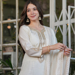 Women’s Viscose Chanderi Embroidered Kurta Set with Jacquard Dupatta