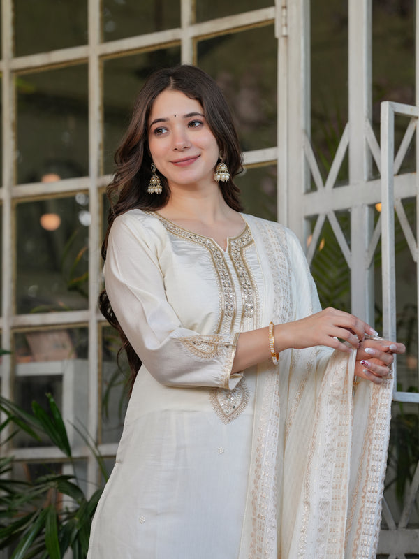 Women’s Viscose Chanderi Embroidered Kurta Set with Jacquard Dupatta