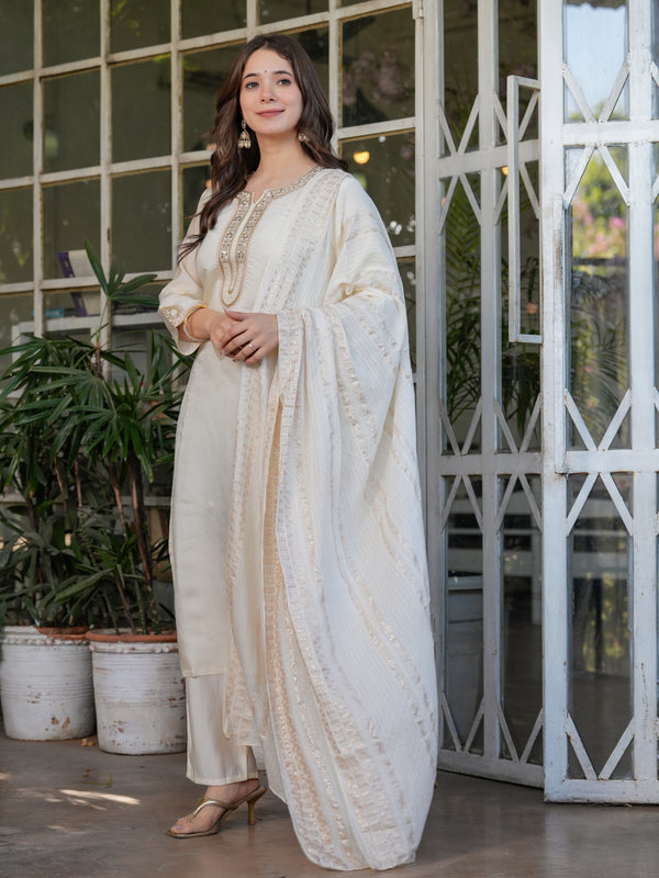 Women’s Viscose Chanderi Embroidered Kurta Set with Jacquard Dupatta