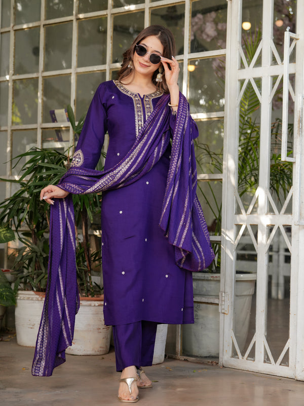 Women’s Viscose Chanderi Embroidered Kurta Set with Jacquard Dupatta