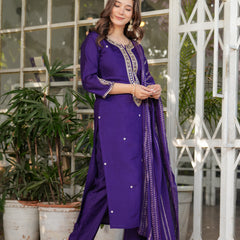Women’s Viscose Chanderi Embroidered Kurta Set with Jacquard Dupatta