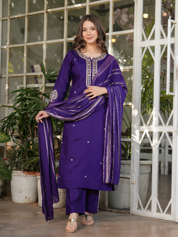 Women’s Viscose Chanderi Embroidered Kurta Set with Jacquard Dupatta