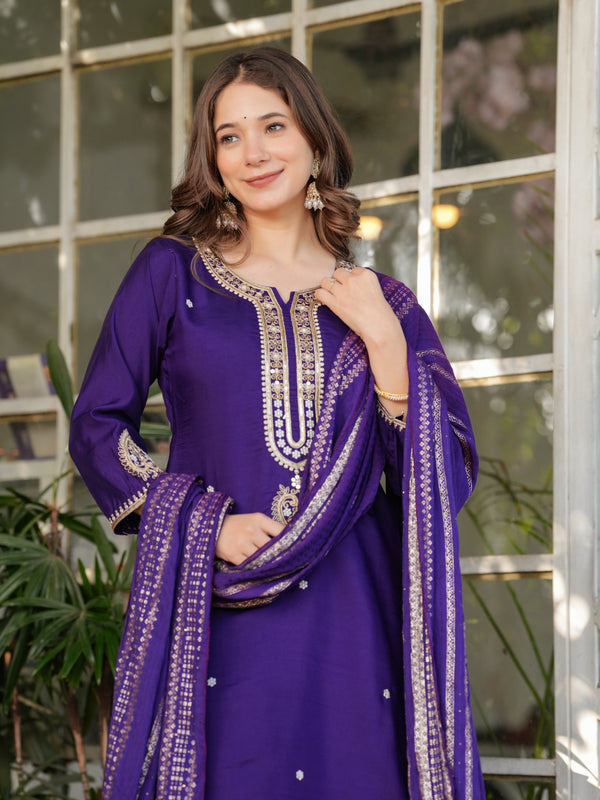 Women’s Viscose Chanderi Embroidered Kurta Set with Jacquard Dupatta