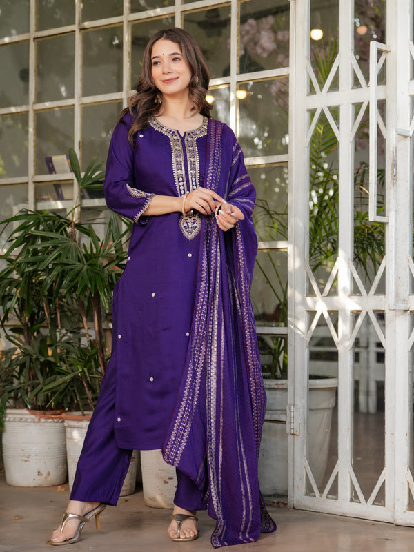 Women’s Viscose Chanderi Embroidered Kurta Set with Jacquard Dupatta
