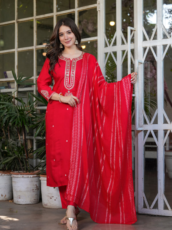 Women’s Viscose Chanderi Embroidered Kurta Set with Jacquard Dupatta