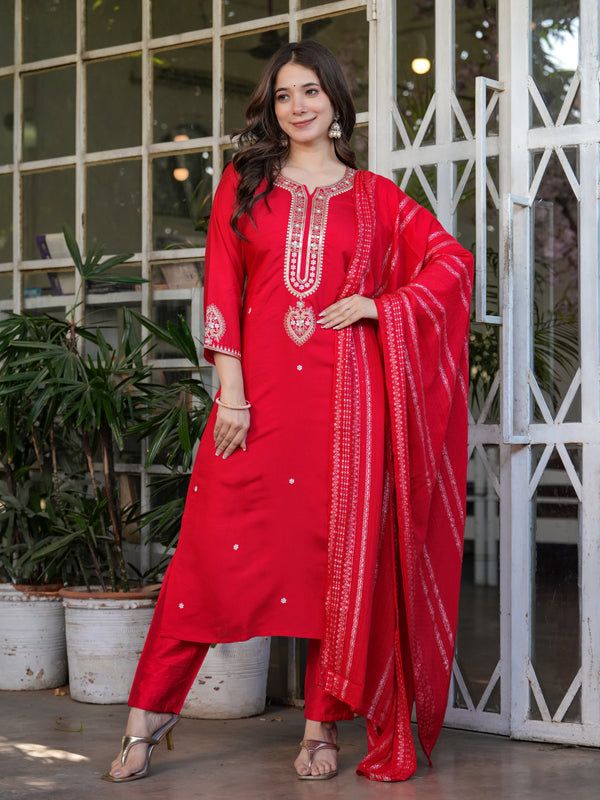 Women’s Viscose Chanderi Embroidered Kurta Set with Jacquard Dupatta