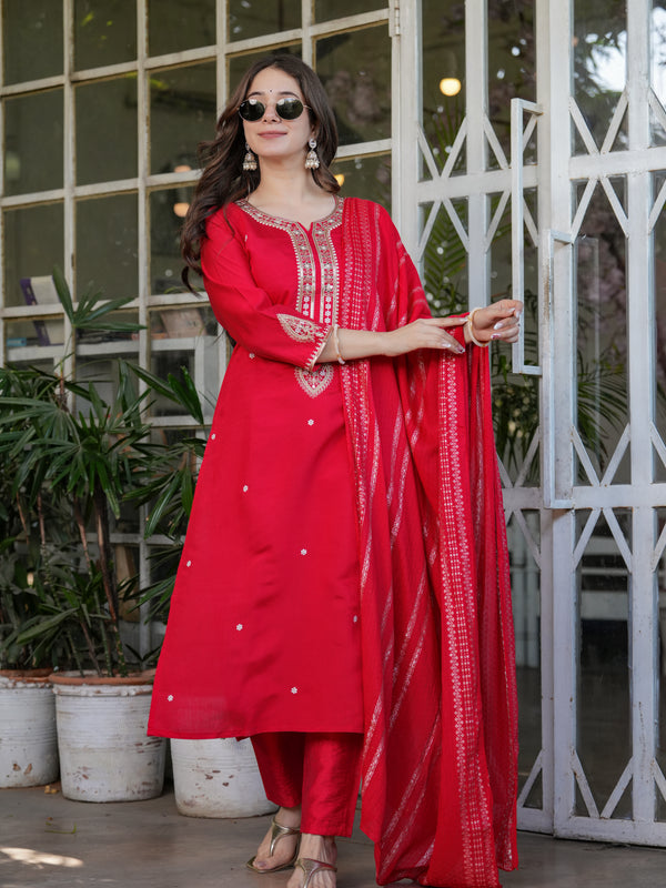 Women’s Viscose Chanderi Embroidered Kurta Set with Jacquard Dupatta