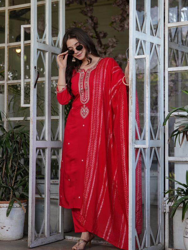 Women’s Viscose Chanderi Embroidered Kurta Set with Jacquard Dupatta