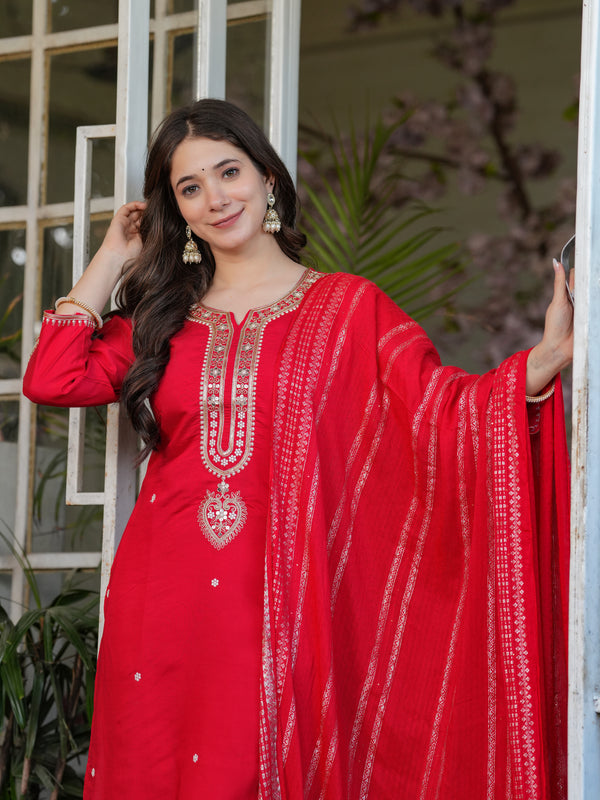 Women’s Viscose Chanderi Embroidered Kurta Set with Jacquard Dupatta