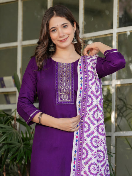 Women’s Rayon Embroidered Kurta Set with Muslin Dupatta