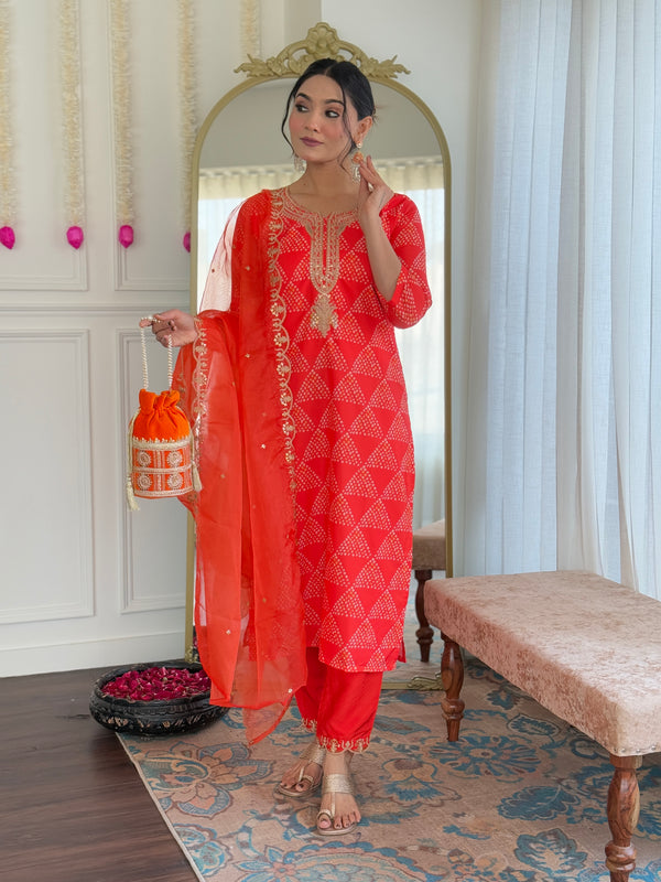 Women’s French Crepe Embroidered Kurta Set with Chanderi Bottom & Organza Dupatta