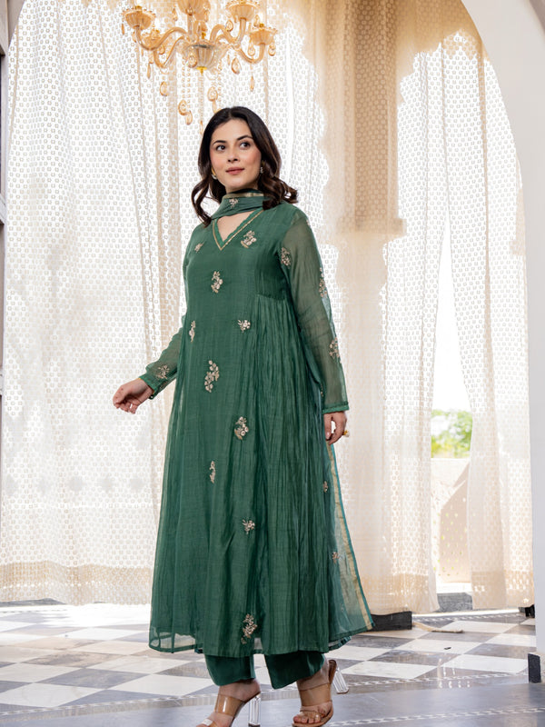 Women’s Chanderi Silk Embroidered Kurta With Silk Bottom & Embroidered Chanderi Dupatta Set