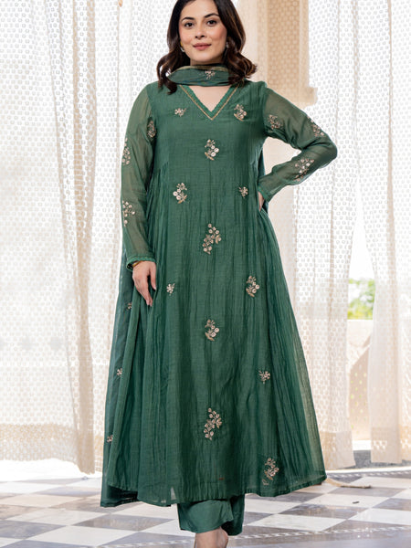 Women’s Chanderi Silk Embroidered Kurta With Silk Bottom & Embroidered Chanderi Dupatta Set