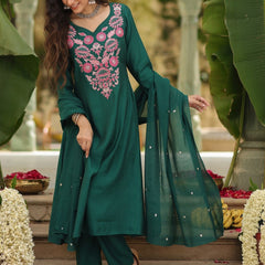 Women's Viscose Rayon Embroidered Kurta Pant & Chanderi Gadhwal Dupatta Set