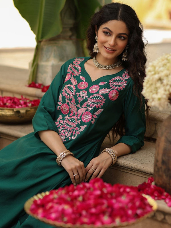 Women's Viscose Rayon Embroidered Kurta Pant & Chanderi Gadhwal Dupatta Set