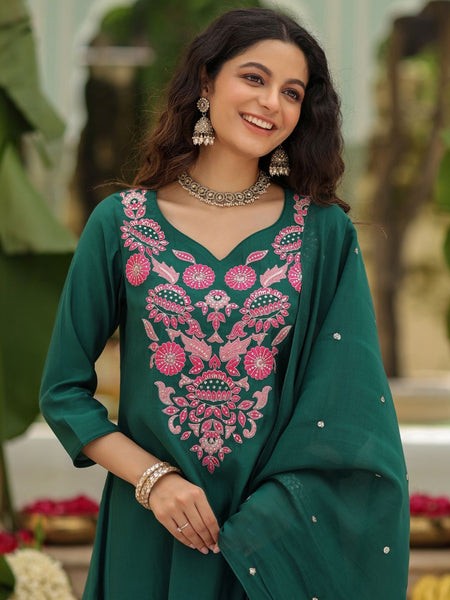 Women's Viscose Rayon Embroidered Kurta Pant & Chanderi Gadhwal Dupatta Set