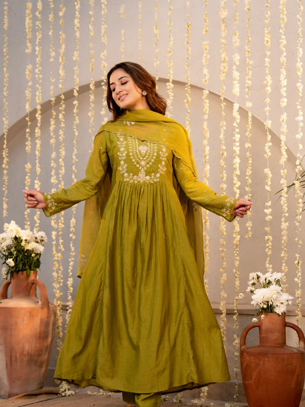 Women's Chanderi Silk Embroidered Kurta with Pant & Dupatta Set