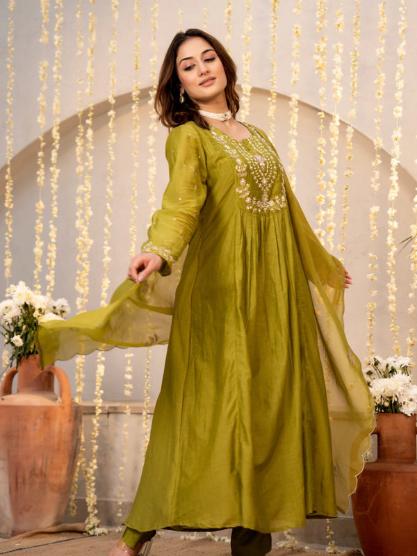 Women's Chanderi Silk Embroidered Kurta with Pant & Dupatta Set