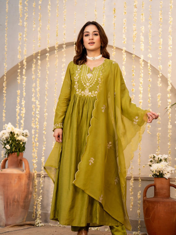 Women's Chanderi Silk Embroidered Kurta with Pant & Dupatta Set