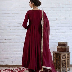 Women's Chanderi Silk Kurta Pant & Silk Blend Dupatta Set