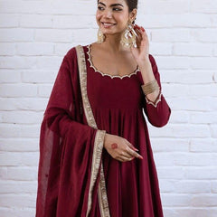 Women's Chanderi Silk Kurta Pant & Silk Blend Dupatta Set