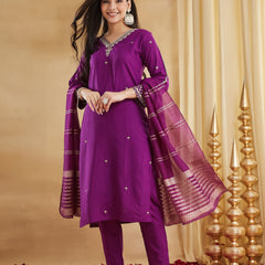 Women's Embroidered Viscose Rayon Kurta With Pant & Chanderi Jacquard Dupatta Set