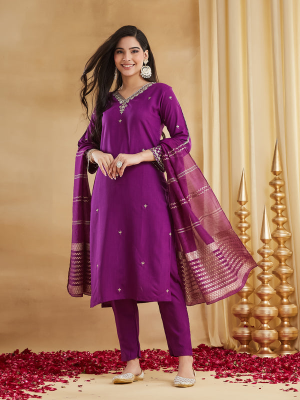 Women's Embroidered Viscose Rayon Kurta With Pant & Chanderi Jacquard Dupatta Set