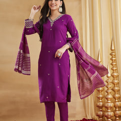 Women's Embroidered Viscose Rayon Kurta With Pant & Chanderi Jacquard Dupatta Set