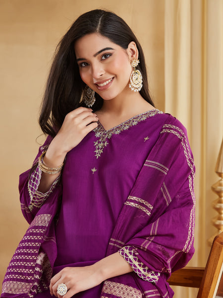 Women's Embroidered Viscose Rayon Kurta With Pant & Chanderi Jacquard Dupatta Set