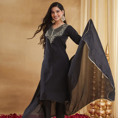 Women's Embroidered Rayon Slub Kurta With Pant & Chinon Dupatta Set