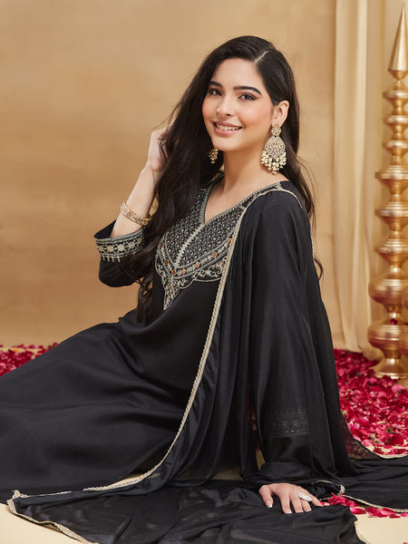 Women's Embroidered Rayon Slub Kurta With Pant & Chinon Dupatta Set