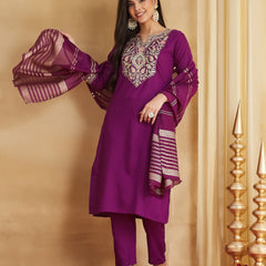 Women's Embroidered Viscose Rayon Kurta With Pant & Chanderi Jacquard Dupatta Set