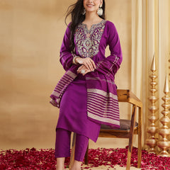 Women's Embroidered Viscose Rayon Kurta With Pant & Chanderi Jacquard Dupatta Set