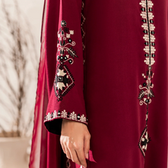 Women's Chanderi Silk Embroidered Kurta Pant Set With Chinnon Dupatta