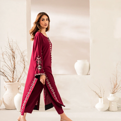 Women's Chanderi Silk Embroidered Kurta Pant Set With Chinnon Dupatta
