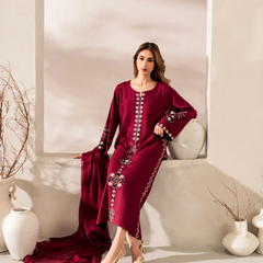 Women's Chanderi Silk Embroidered Kurta Pant Set With Chinnon Dupatta