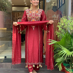 Women's P.V. Chanderi Embroidered Kurta Pant & Dupatta Set