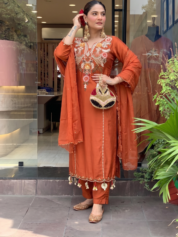 Women's P.V. Chanderi Embroidered Kurta Pant & Dupatta Set