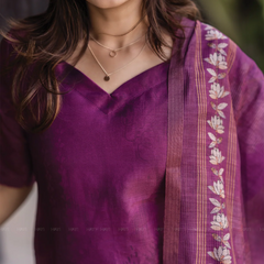 Women’s Printed Straight Kurti with Dupatta