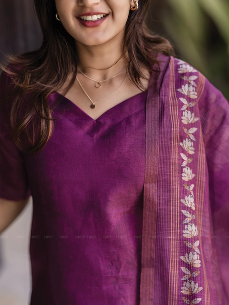 Women’s Printed Straight Kurti with Dupatta