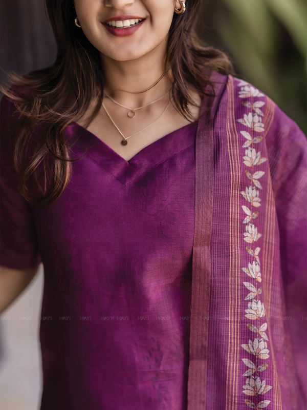 Women’s Printed Straight Kurti with Dupatta