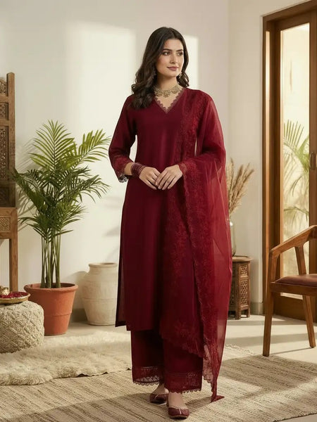 Premium Silk Blend Ethnic Suit Set With Organza Dupatta