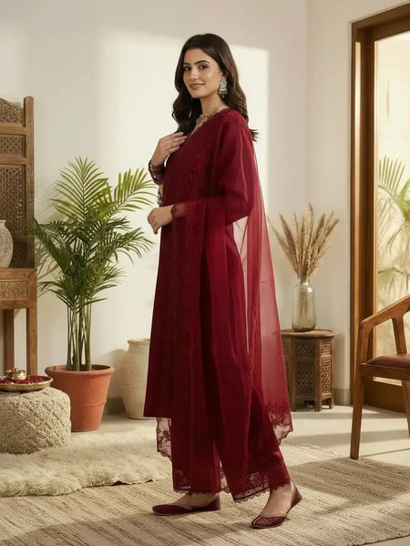 Premium Silk Blend Ethnic Suit Set With Organza Dupatta